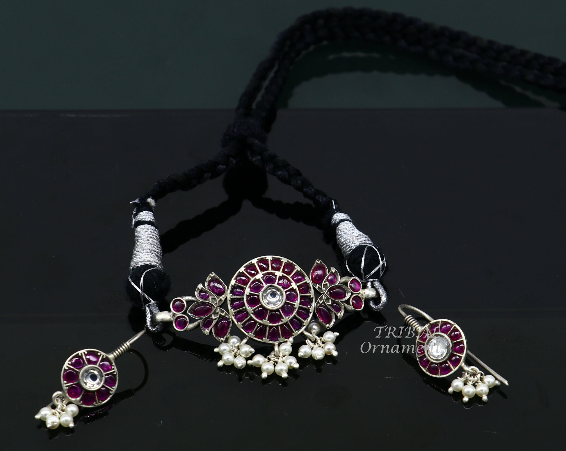 Vintage-style red stone and pearl necklace set with 925 sterling silver and adjustable thread, crafted by TRIBAL ORNAMENTS.