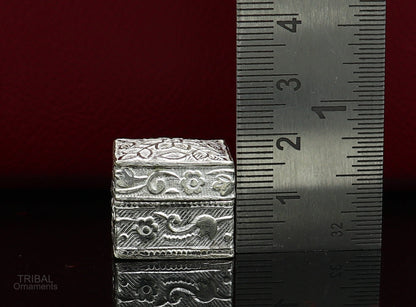 vintage style small bridal queen sterling silver trinket box or eyes kajal box, container box, small jewelry box, bridal art gifting  stb129 - TRIBAL ORNAMENTS
