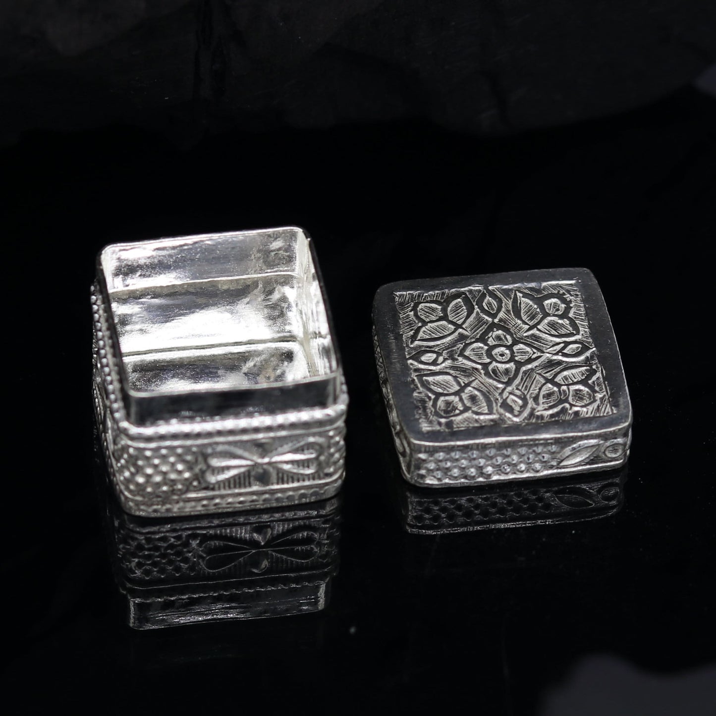 Vintage-style small sterling silver bridal queen trinket box, perfect for jewelry or eyes kajal storage, by Tribal Ornaments.