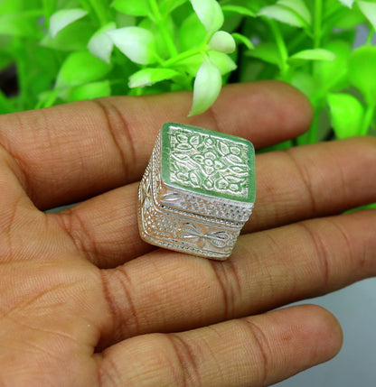 Vintage-style small sterling silver bridal queen trinket or eyes kajal box, decorative jewelry container by Tribal Ornaments.
