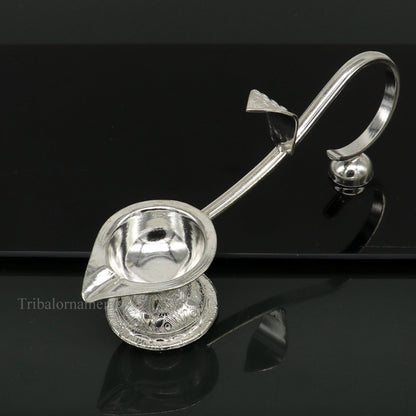 Vintage style solid Sterling silver handmade single deepak oil lamp Aarti lamp, amazing handcrafting work  decor temple art figurine su435 - TRIBAL ORNAMENTS