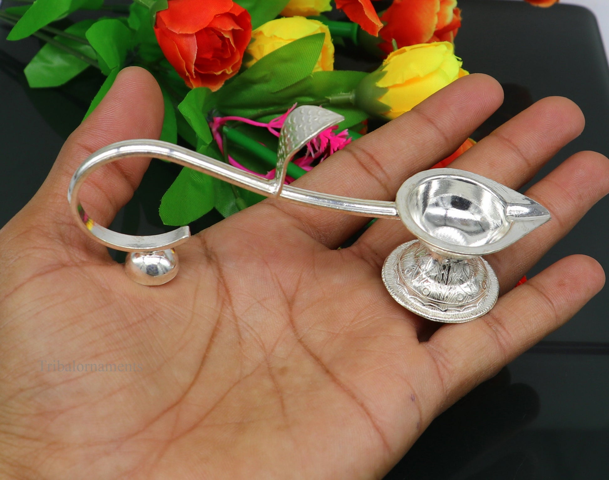 Vintage style solid Sterling silver handmade single deepak oil lamp Aarti lamp, amazing handcrafting work  decor temple art figurine su435 - TRIBAL ORNAMENTS
