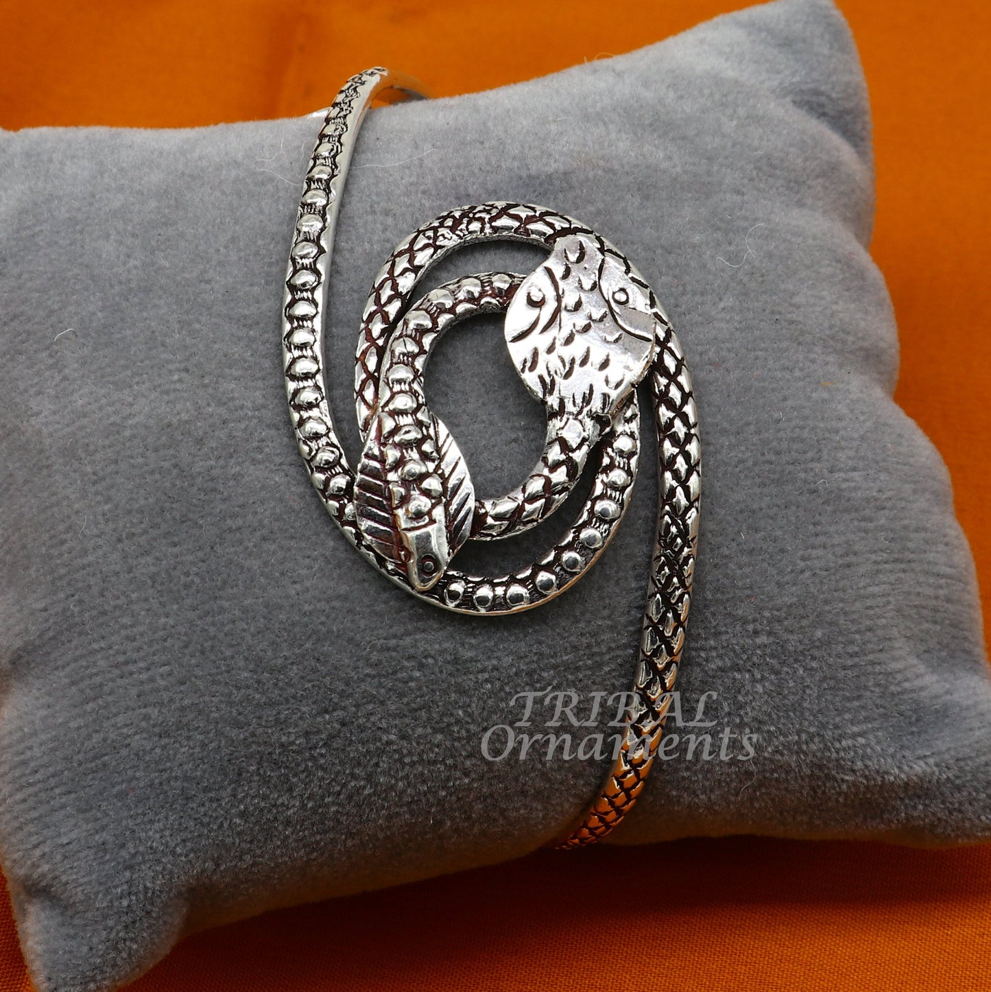 Vintage-style silver snake couple cuff bracelet by TRIBAL ORNAMENTS featuring cobra design, unisex sterling silver jewelry.