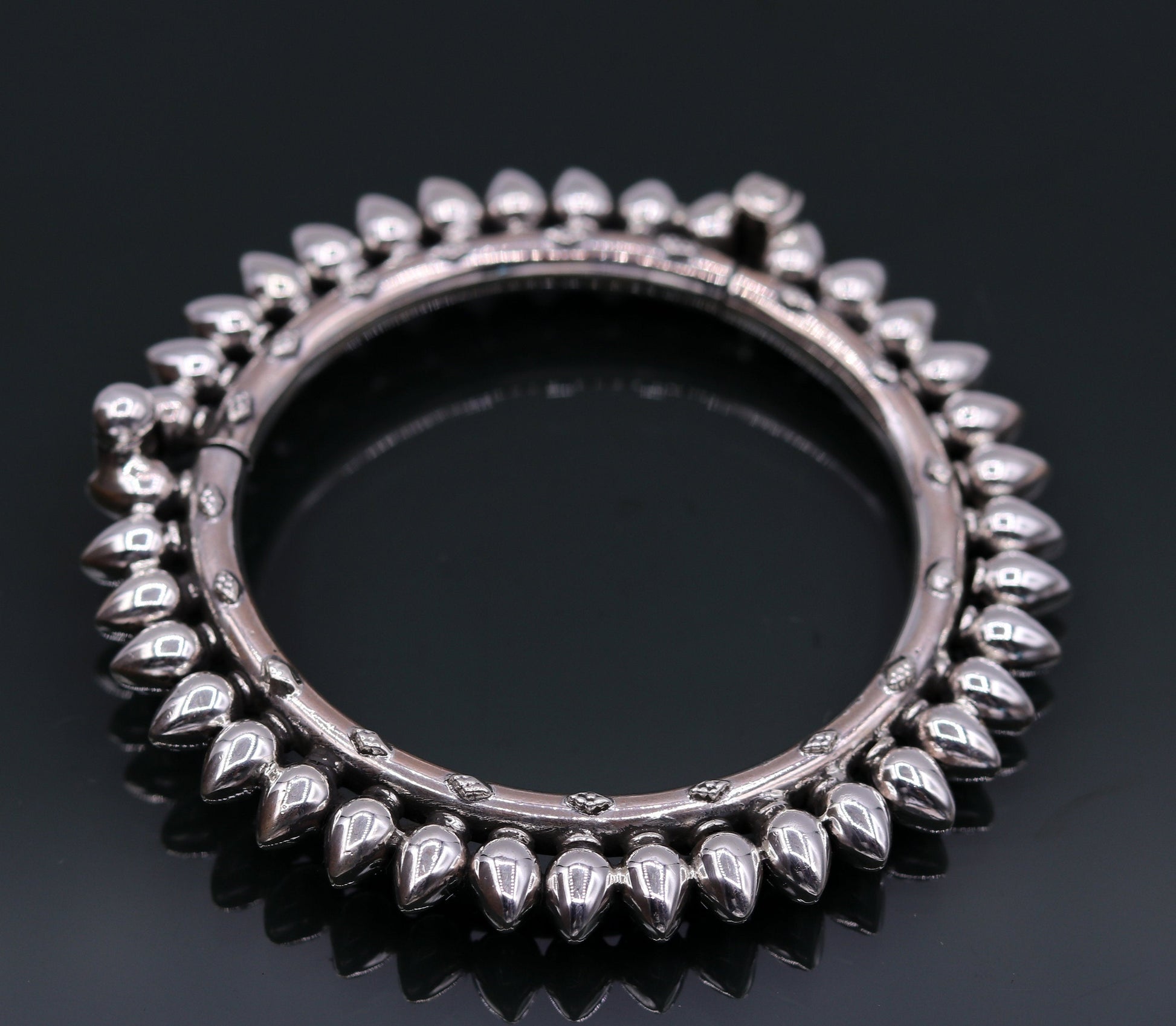 Vintage stylish  925 sterling silver handmade gorgeous tribal bangle bracelet kada tribal wedding jewelry nsk159 - TRIBAL ORNAMENTS