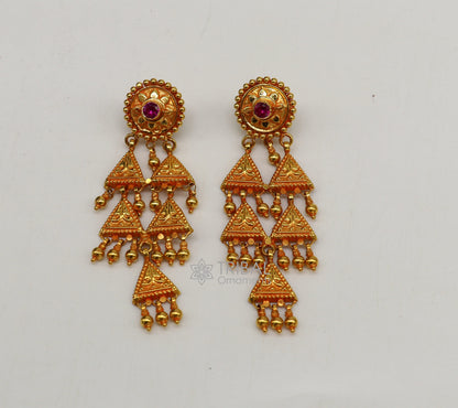 Vintage 22kt yellow gold tribal earrings from TRIBAL ORNAMENTS featuring traditional handcrafted ethnic jewelry design for women.