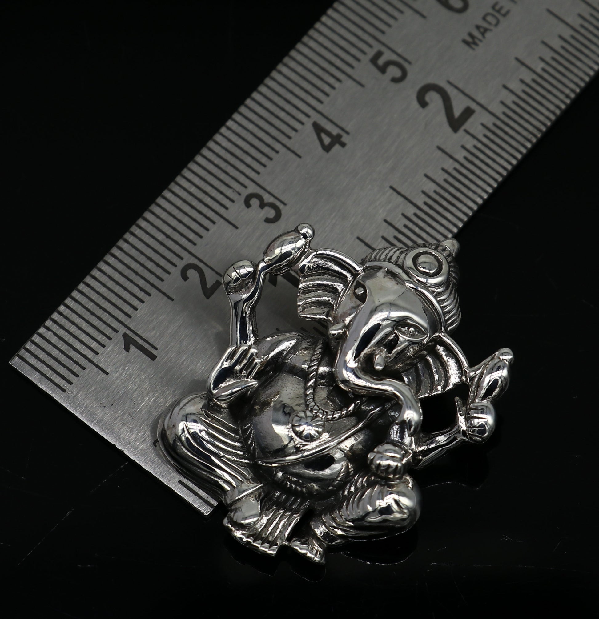 Vintage trendy 925 sterling silver handmade Lord Ganesha pendant, amazing stylish unisex pendant locket personalized jewelry ssp507 - TRIBAL ORNAMENTS