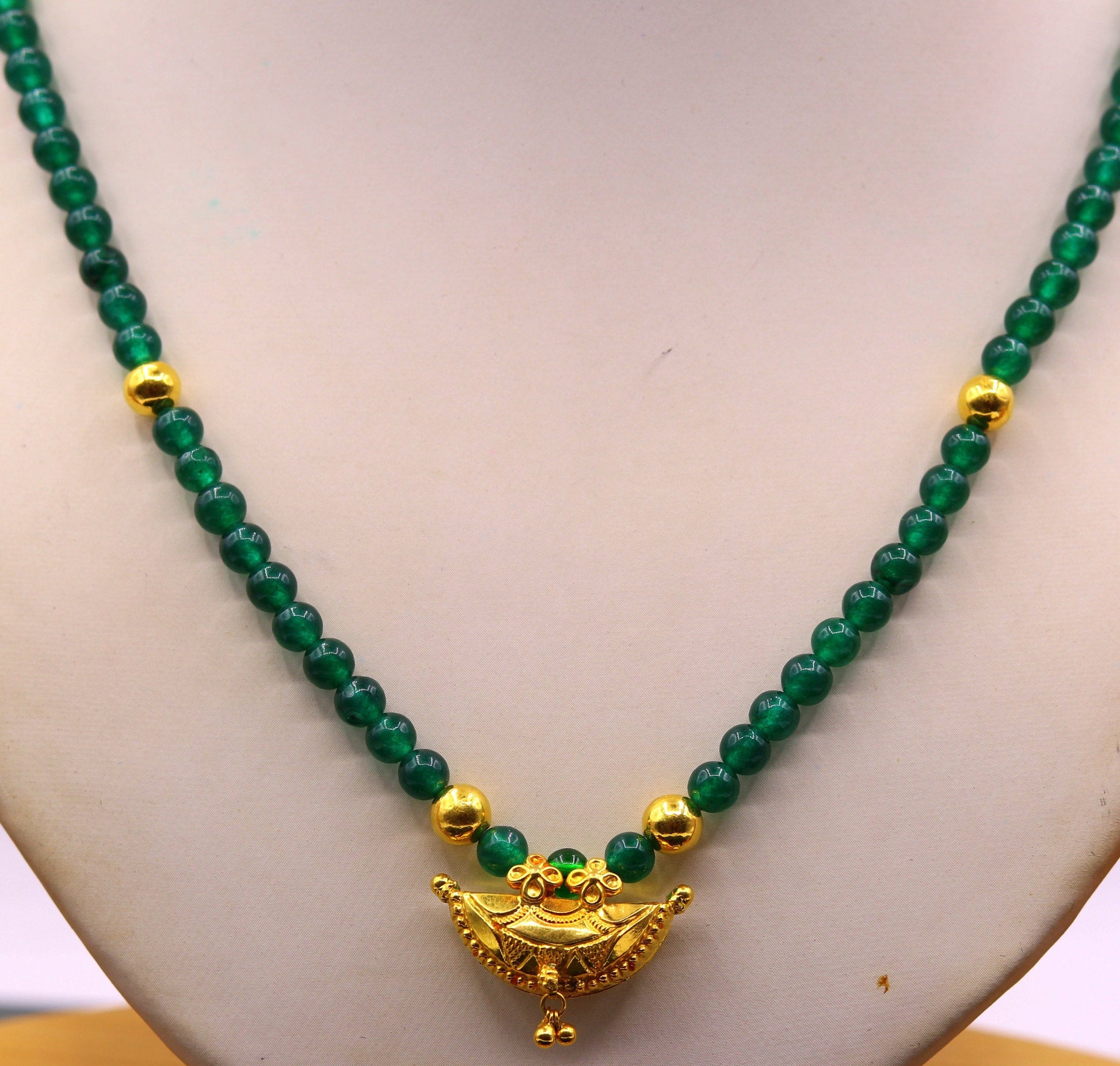 Yellow gold 20K handmade vintage antique stylish amulet pendant gorgeous hand crafted women's jewelry - TRIBAL ORNAMENTS