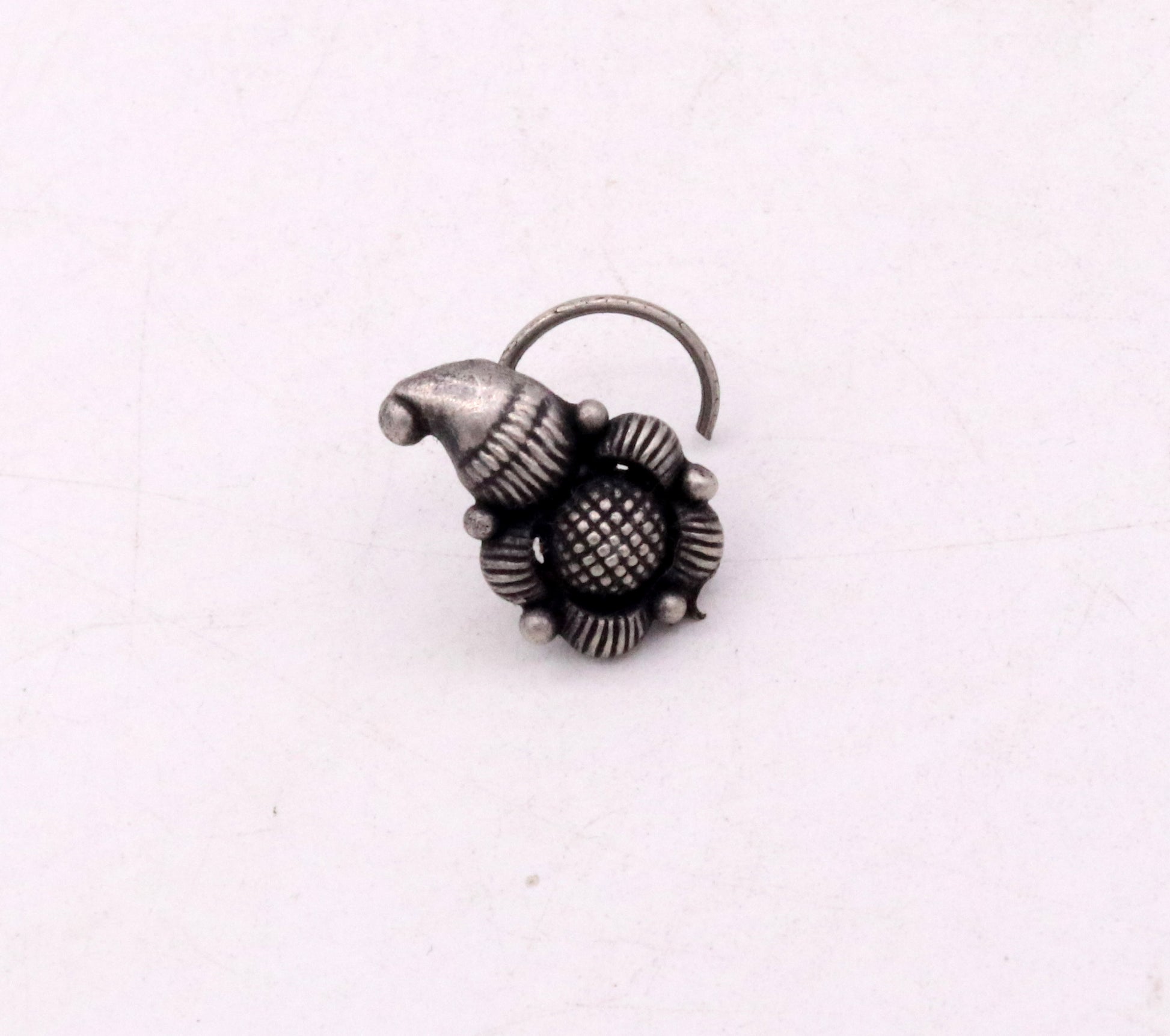 925 STERLING SILVER VINTAGE MANGO SHAPE FLOWER DESIGN NOSE PIN U BAND TRIBAL JEWELRY NP13 - TRIBAL ORNAMENTS