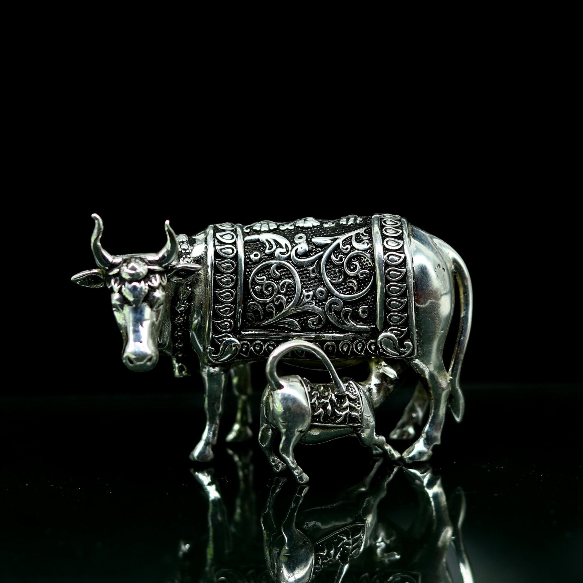 925 Sterling silver handmade Idol Krishna Bal Gopal statue figurine, Makkhan Gopal sculpture with Kamdhenu cow, silver puja article su229 - TRIBAL ORNAMENTS