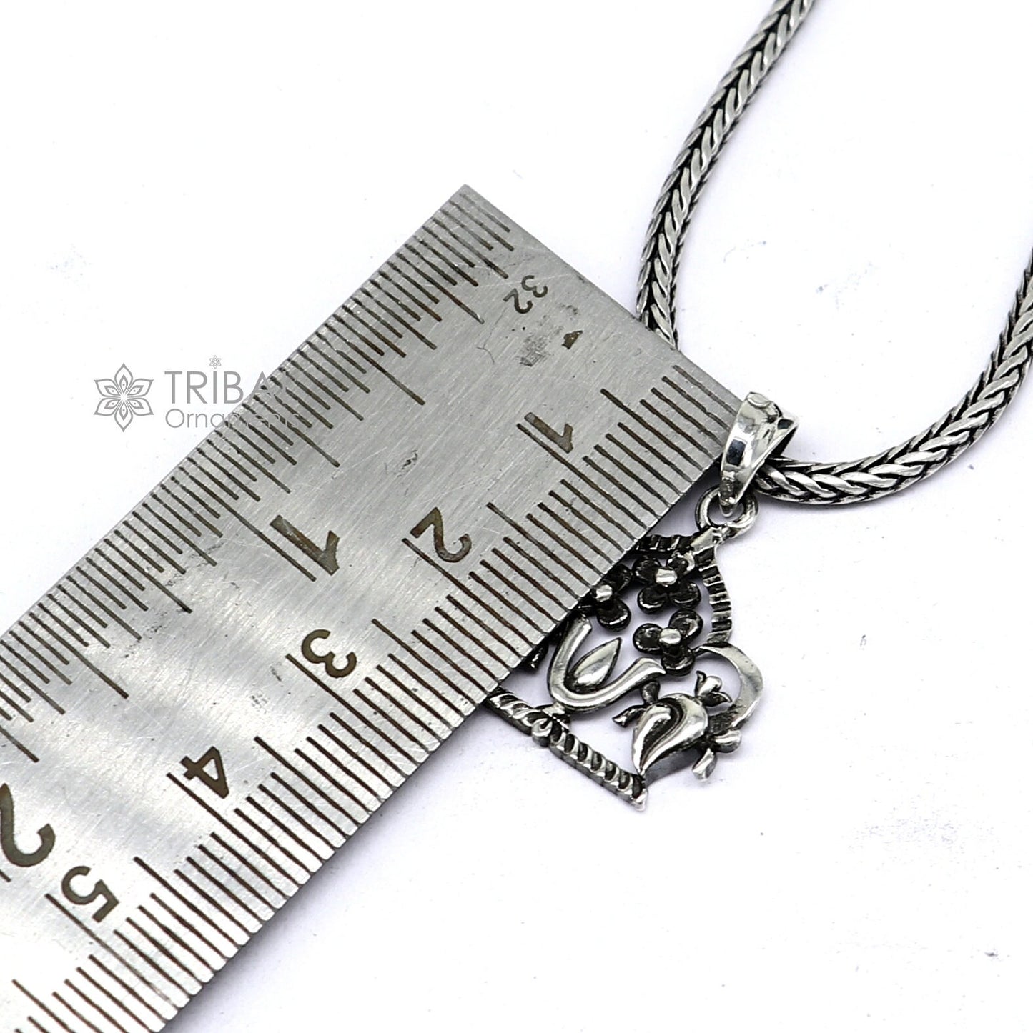 925 pure silver Swaminarayan pendant on wheat chain, unisex divine jewelry, tribal ornaments, perfect for gifting.