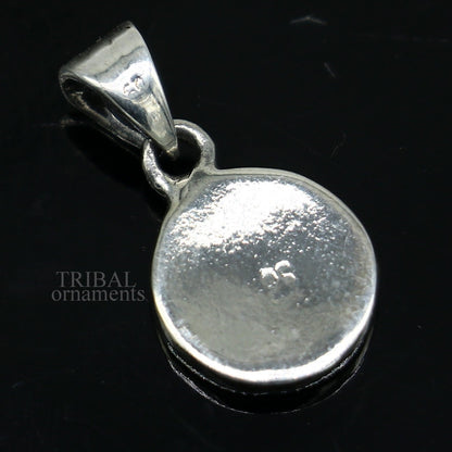 925 sterling silver 'Aum' OM pendant by TRIBAL ORNAMENTS, handmade tribal jewelry with divine symbol and good luck design.