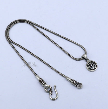 925 sterling silver 'Aum' OM pendant, tribal-style handmade jewelry featuring divine symbol, stylish good luck pendant by TRIBAL ORNAMENTS