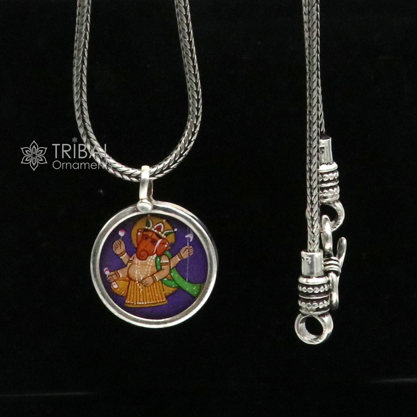 925 sterling silver handmade Ganesha pendant featuring divine Lord painting, unisex design, ideal for gifting jewelry.