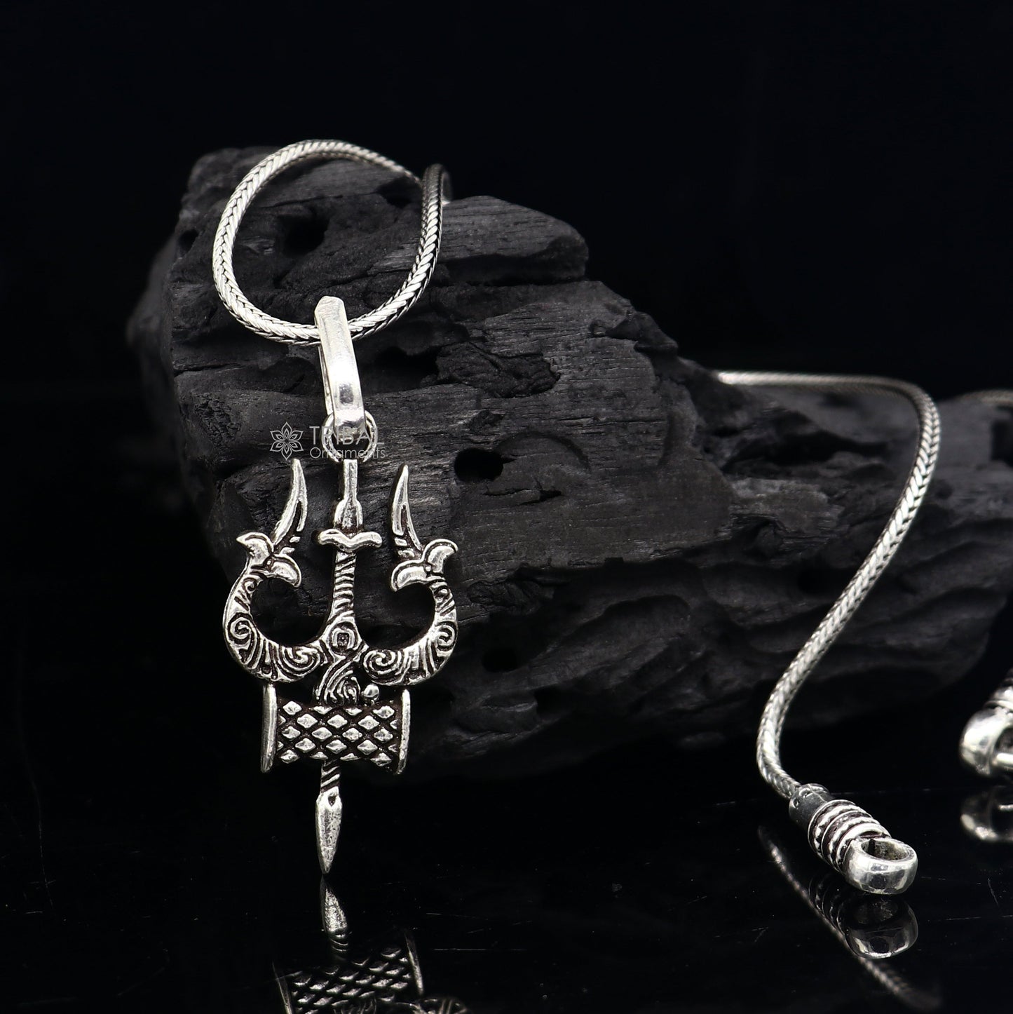 Sterling silver Lord Shiva trident pendant featuring a detailed handmade idol design, unisex divine jewelry by Tribal Ornaments.