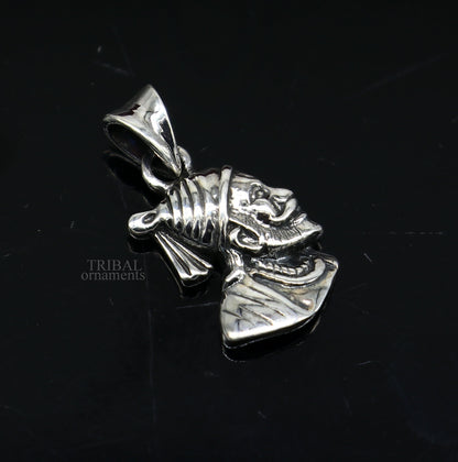 Sterling silver Maratha king Shivaji pendant, unisex royal jewelry by TRIBAL ORNAMENTS, featuring intricate king Shivaji design.