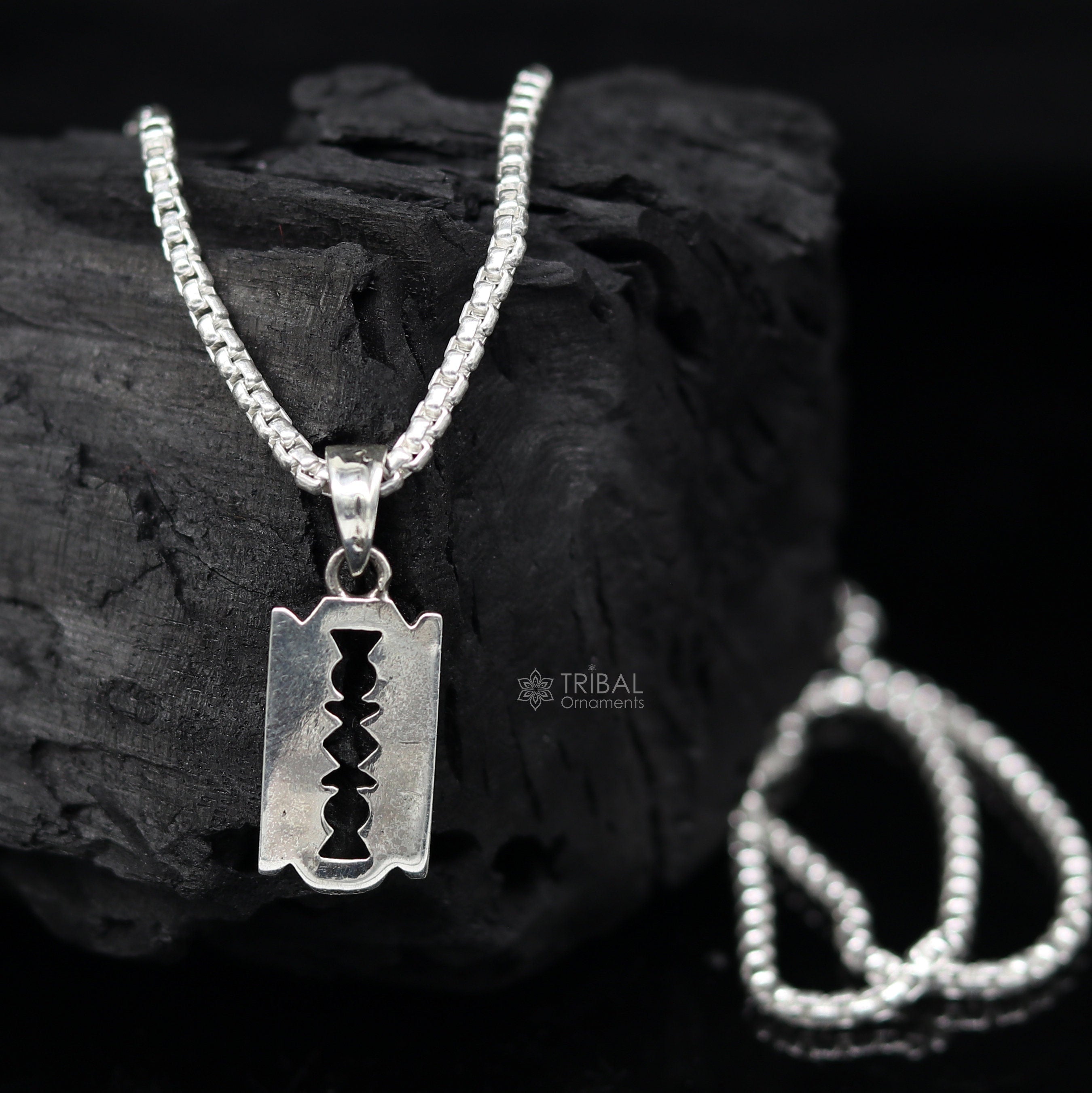 925 sterling silver Razor Blade design pendant unisex jewelry nsp643