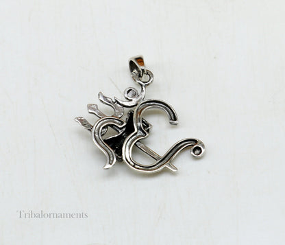 Sterling silver vintage Aum OM pendant with Shiva trident, unisex tribal jewelry, intricate antique-style design by Tribal Ornaments
