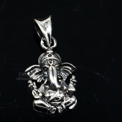 Unisex 925 sterling silver Lord Ganesha pendant, handmade tribal jewelry, stylish and personalized divine pendant.