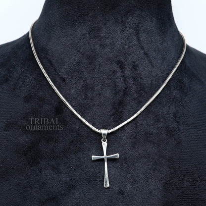 Elegant 925 sterling silver holy cross pendant by Tribal Ornaments, unisex jewelry with a unique, stylish design.