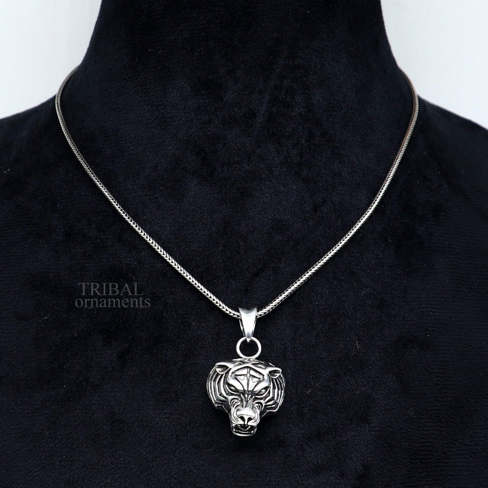 Elegant divine 925 sterling silver handmade tiger face design pendant solid pendant, best unisex gifting jewelry from india ssp1458 - TRIBAL ORNAMENTS