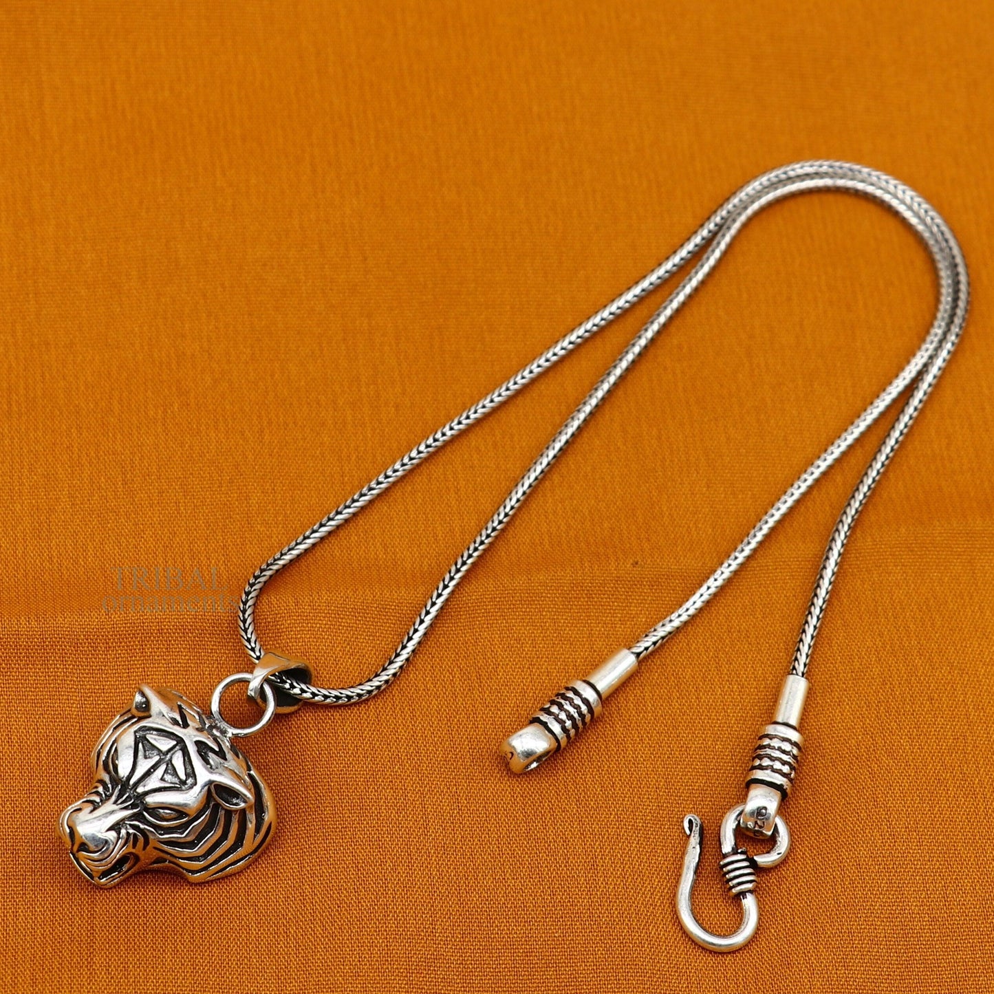 Elegant divine 925 sterling silver handmade tiger face design pendant solid pendant, best unisex gifting jewelry from india ssp1458 - TRIBAL ORNAMENTS