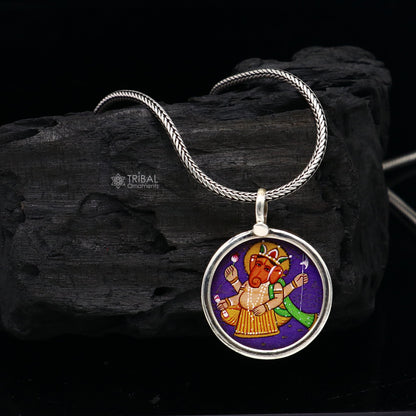 Handmade 925 sterling silver Ganesha pendant with intricate painting, unisex jewelry from Tribal Ornaments, ideal for gifting.