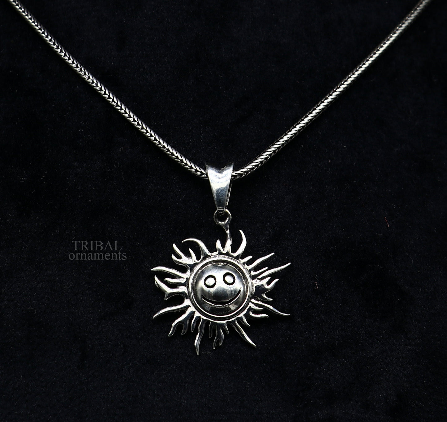 Handmade 925 sterling silver sun face pendant from TRIBAL ORNAMENTS, featuring a vintage ethnic divine jewelry design.