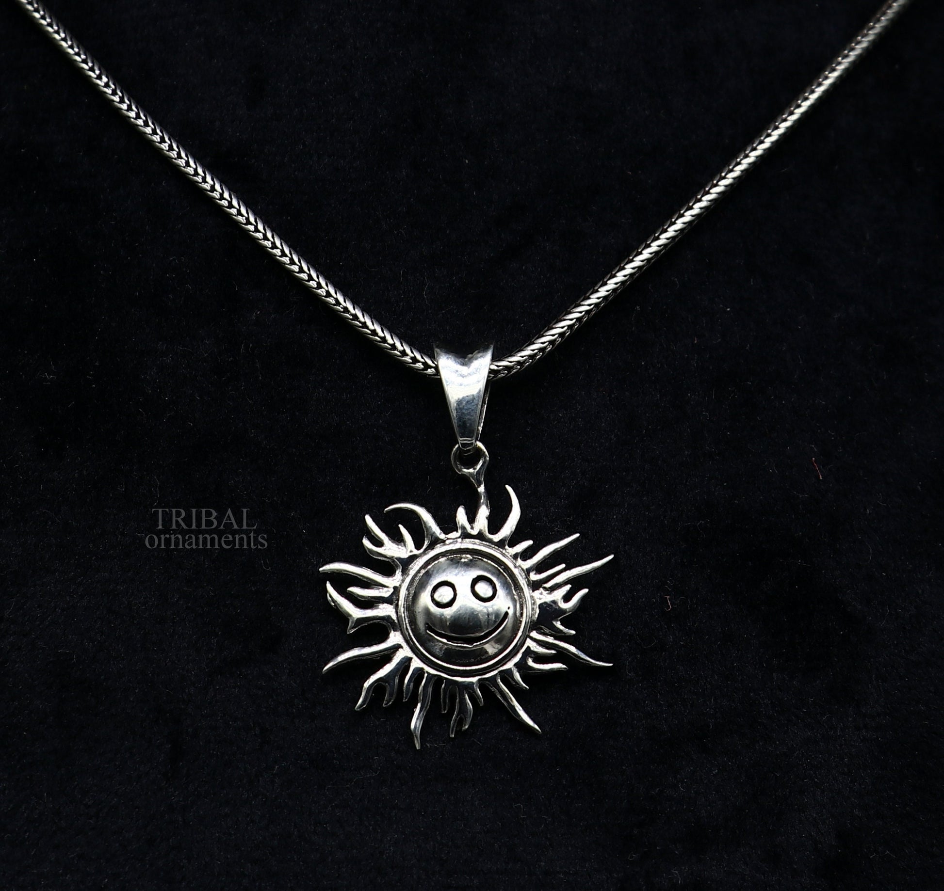 Handmade 925 sterling silver sun face pendant from TRIBAL ORNAMENTS, featuring a vintage ethnic divine jewelry design.