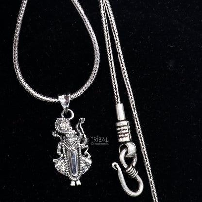 Small Lord Krishna Goverdhan pendant in 925 sterling silver, featuring intricate design, ideal for spiritual or unisex jewelry.