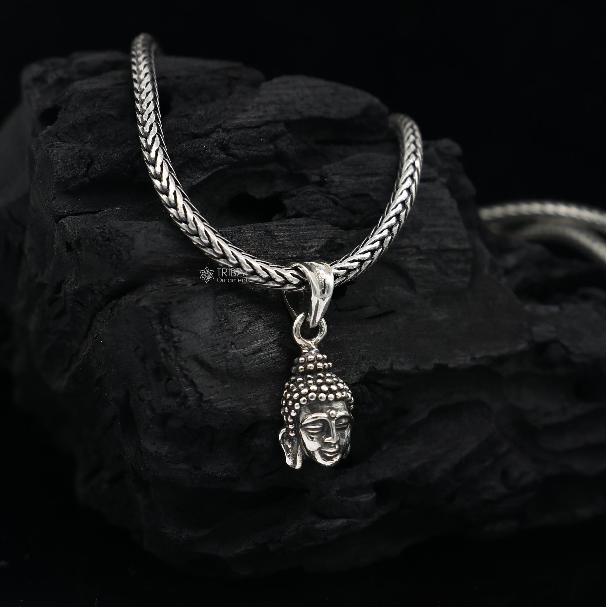 925 silver Lord Buddha face pendant pendant is worn close to the heart, symbolizing the aspiration to cultivate inner peace, wisdom nsp691 - TRIBAL ORNAMENTS