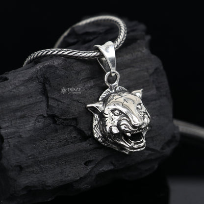 925 sterling silver lion face pendant by TRIBAL ORNAMENTS symbolizing courage, strength, and leadership in detailed craftsmanship.