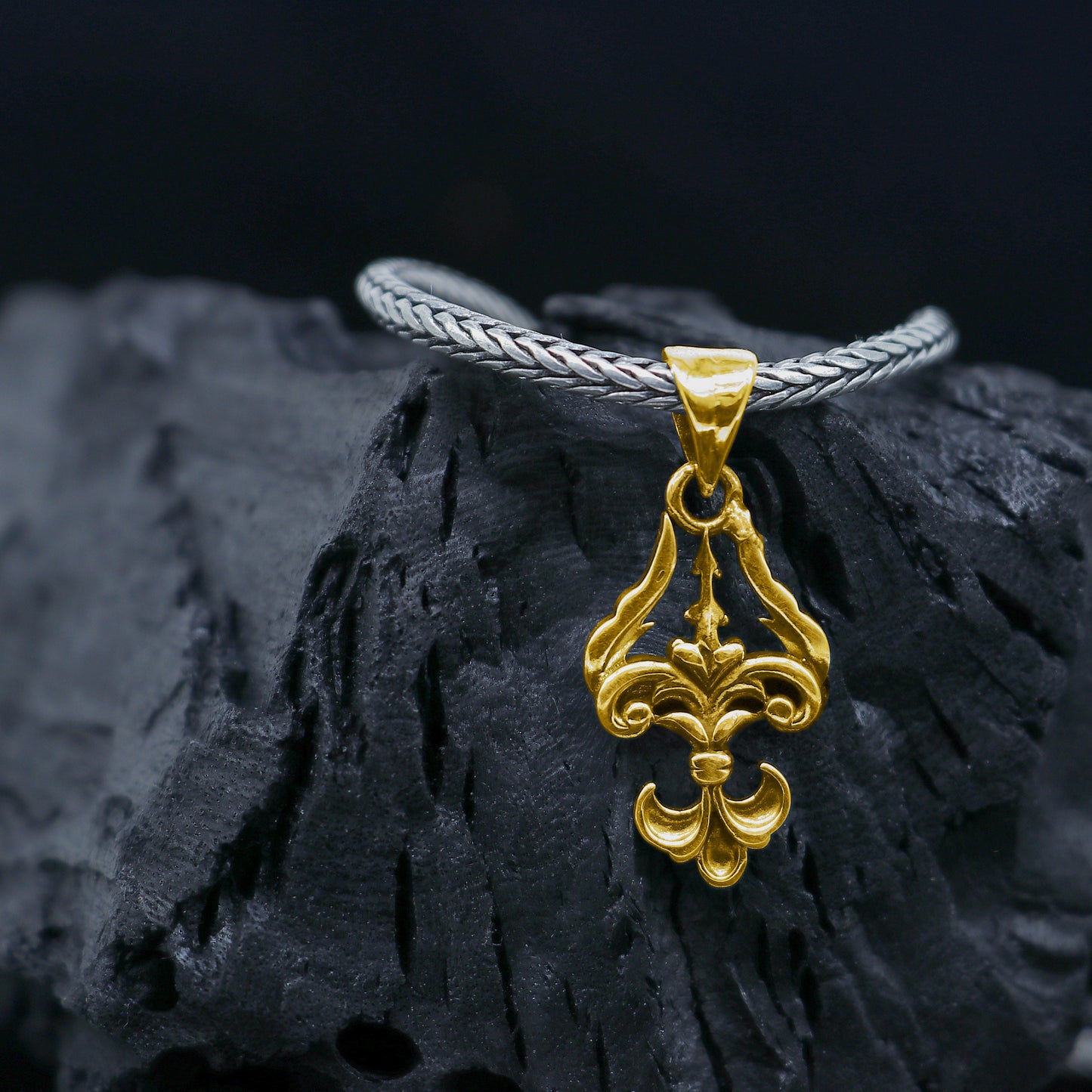 Sterling silver Lord Shiva Trident Trishul pendant, unisex jewelry featuring high-quality tribal design, silver necklace locket.