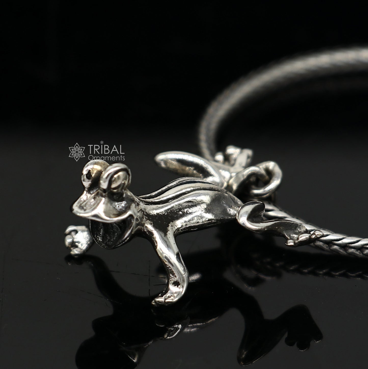 Sterling silver frog pendant on wheat chain necklace, unisex tribal ornaments jewelry, unique design, ideal for gifting.