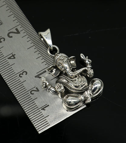 Sterling silver Lord Ganesha pendant by TRIBAL ORNAMENTS, vintage handmade jewelry, stylish unisex personalized pendant.