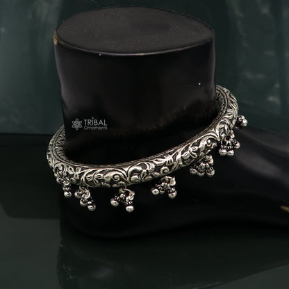 Vintage 925 silver tribal ankle bracelet with chitai work, oxidized finish, tribal design, and ethnic silver jewelry style.
