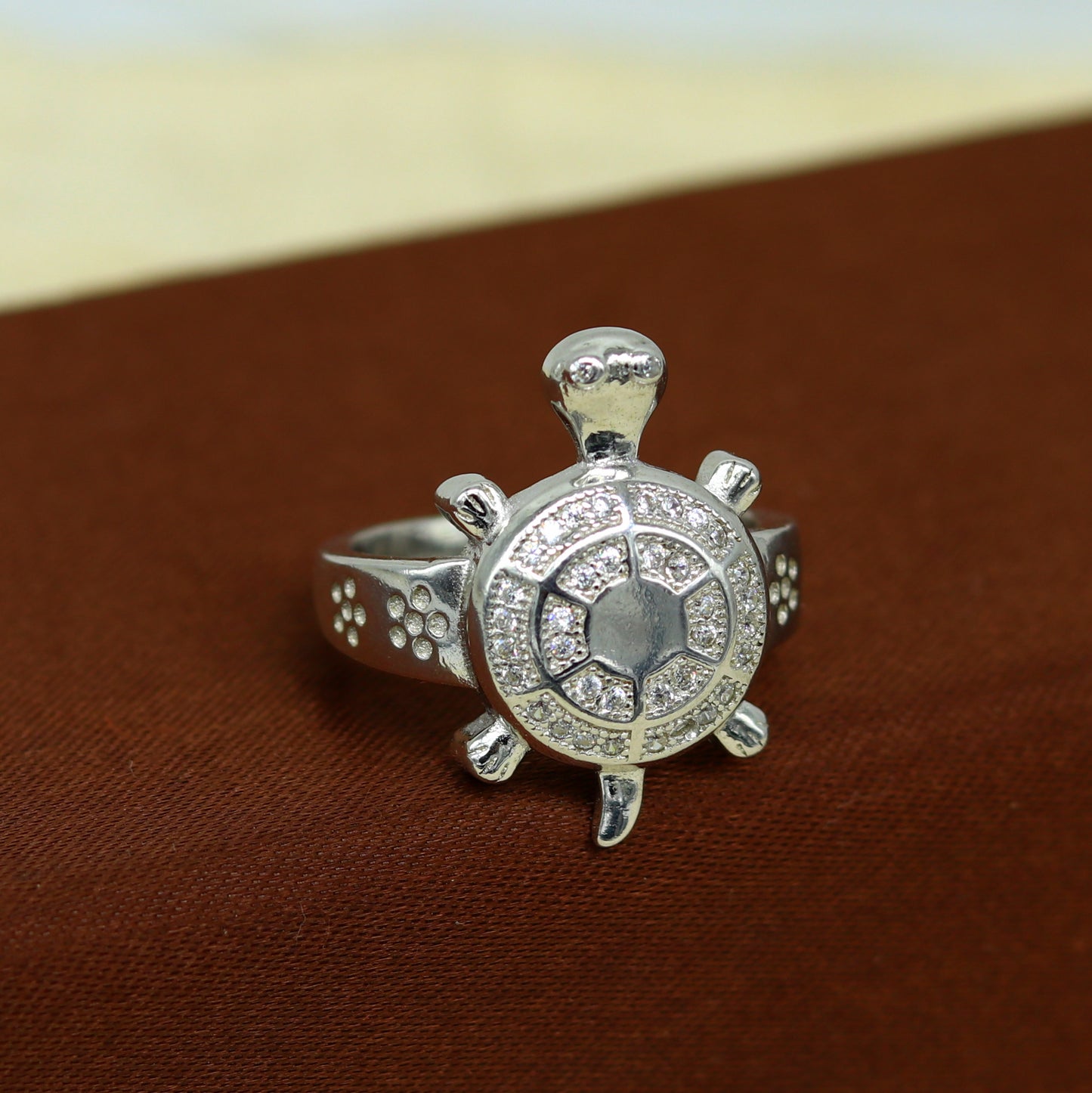 Sterling silver tortoise ring featuring a decorative design and AD stone, unisex stylish jewelry by Tribal Ornaments.