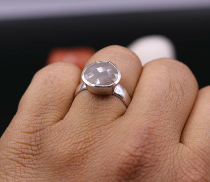 Sterling silver unisex jadau ring with aqua chalcedony stone from Tribal Ornaments, showcasing intricate design and polished band.