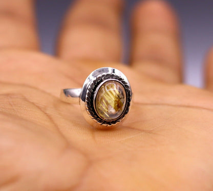 925 sterling silver unisex jadau stone ring with intricate design, ideal for gifting, by TRIBAL ORNAMENTS.