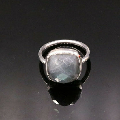 Solid silver 925 ring featuring a blue fire labradorite stone, perfect for wedding or anniversary jewelry from Tribal Ornaments.