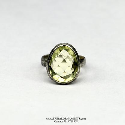 Fabulous labradorite sterling silver unisex ring with antique design by Tribal Ornaments, showcasing intricate details and vibrant stone.