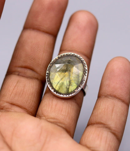 Unisex Labradorite silver ring with antique design and intricate band, crafted by Tribal Ornaments.