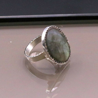 Fabulous Labradorite unisex ring with antique 925 solid silver band by Tribal Ornaments, showcasing intricate design and shimmering stone.