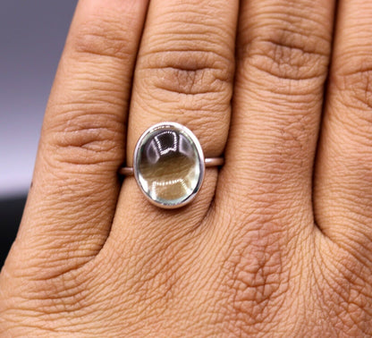 Elegant unisex stone ring from Tribal Ornaments, perfect for engagement or anniversary gifting, featuring a detailed band design.