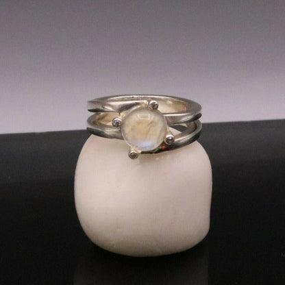 925 silver rainbow moonstone wedding ring from Tribal Ornaments, featuring a polished band and anniversary design.
