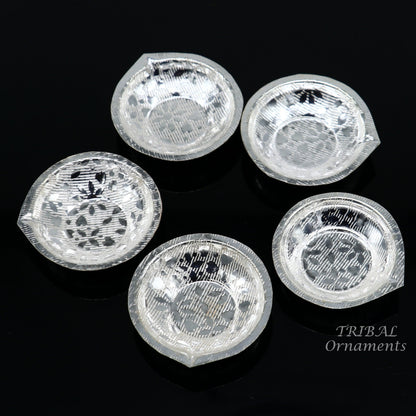 Vintage style handmade elegant silver oil lamp, silver home temple utensils, diya, deepak for Diwali puja silver art decorative art su808 - TRIBAL ORNAMENTS