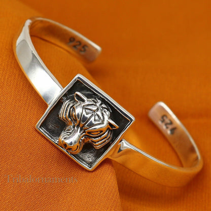 Sterling silver or gold polished handmade lion face design unisex bangle bracelet by TRIBAL ORNAMENTS, adjustable jewelry from India