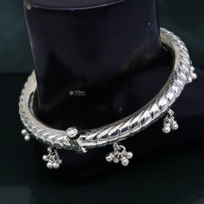 Vintage oxidized 925 silver tribal ankle bracelet with antique foot kada design, featuring ethnic tribal silver jewelry details.