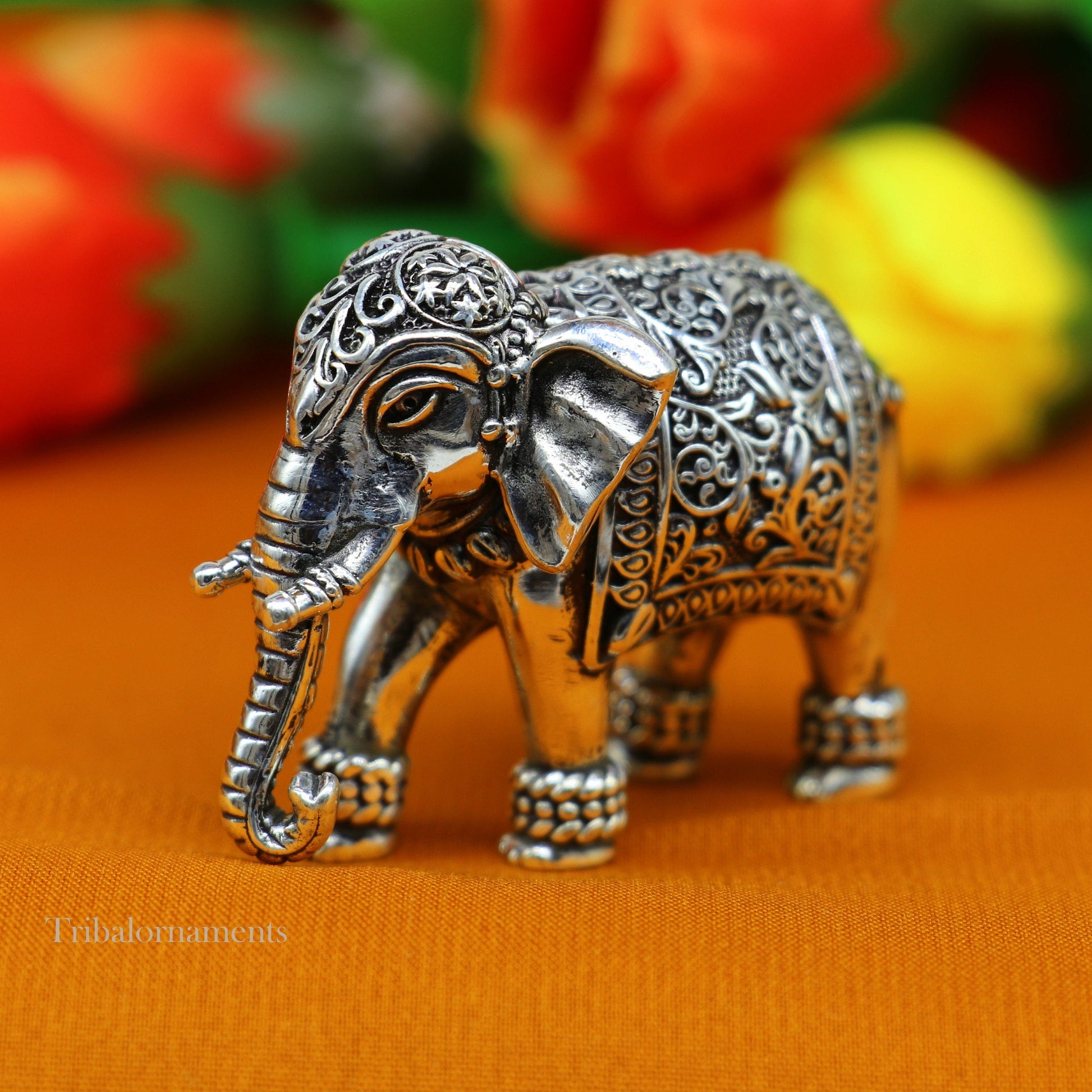 925 Sterling silver Kandrai work Nakshi/ chitai design customized Elephant statue, puja article figurine, décor Diwali puja articles su494 - TRIBAL ORNAMENTS