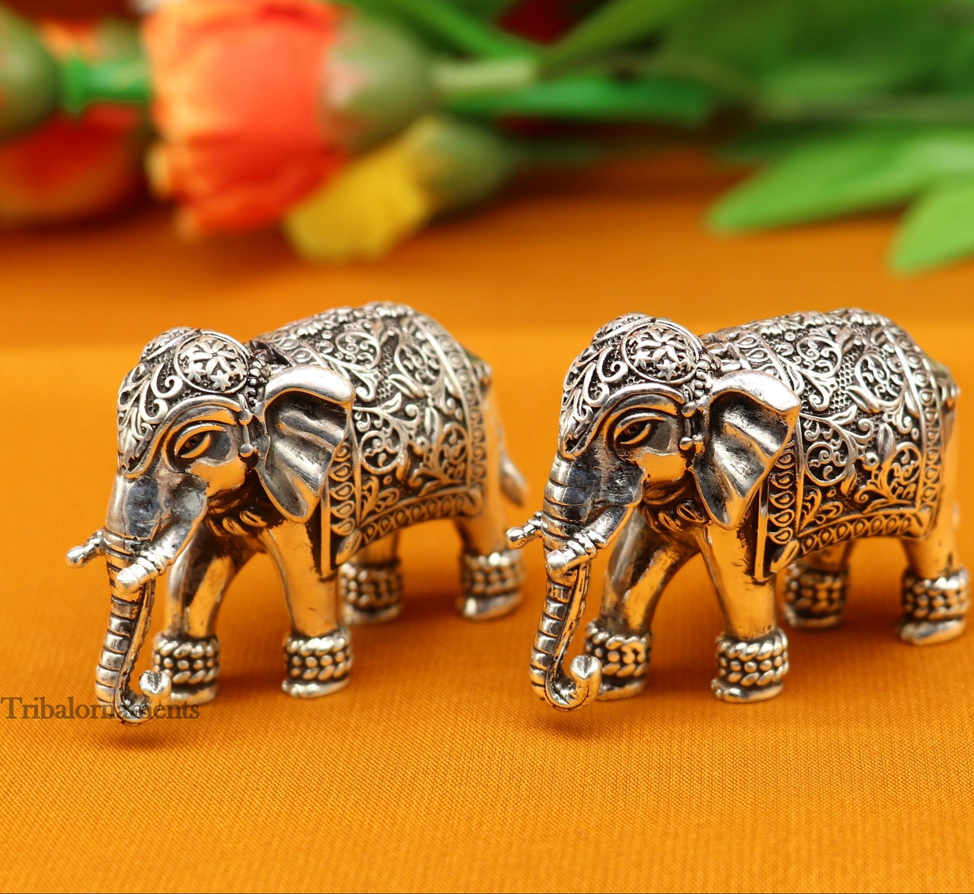 925 Sterling silver Kandrai work Nakshi/ chitai design customized Elephant statue, puja article figurine, décor Diwali puja articles su494 - TRIBAL ORNAMENTS