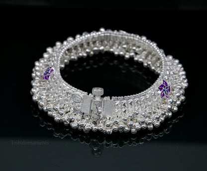 Vintage handmade solid silver anklet with foot charm, tribal design, ideal for belly dance and tribal brides from India.